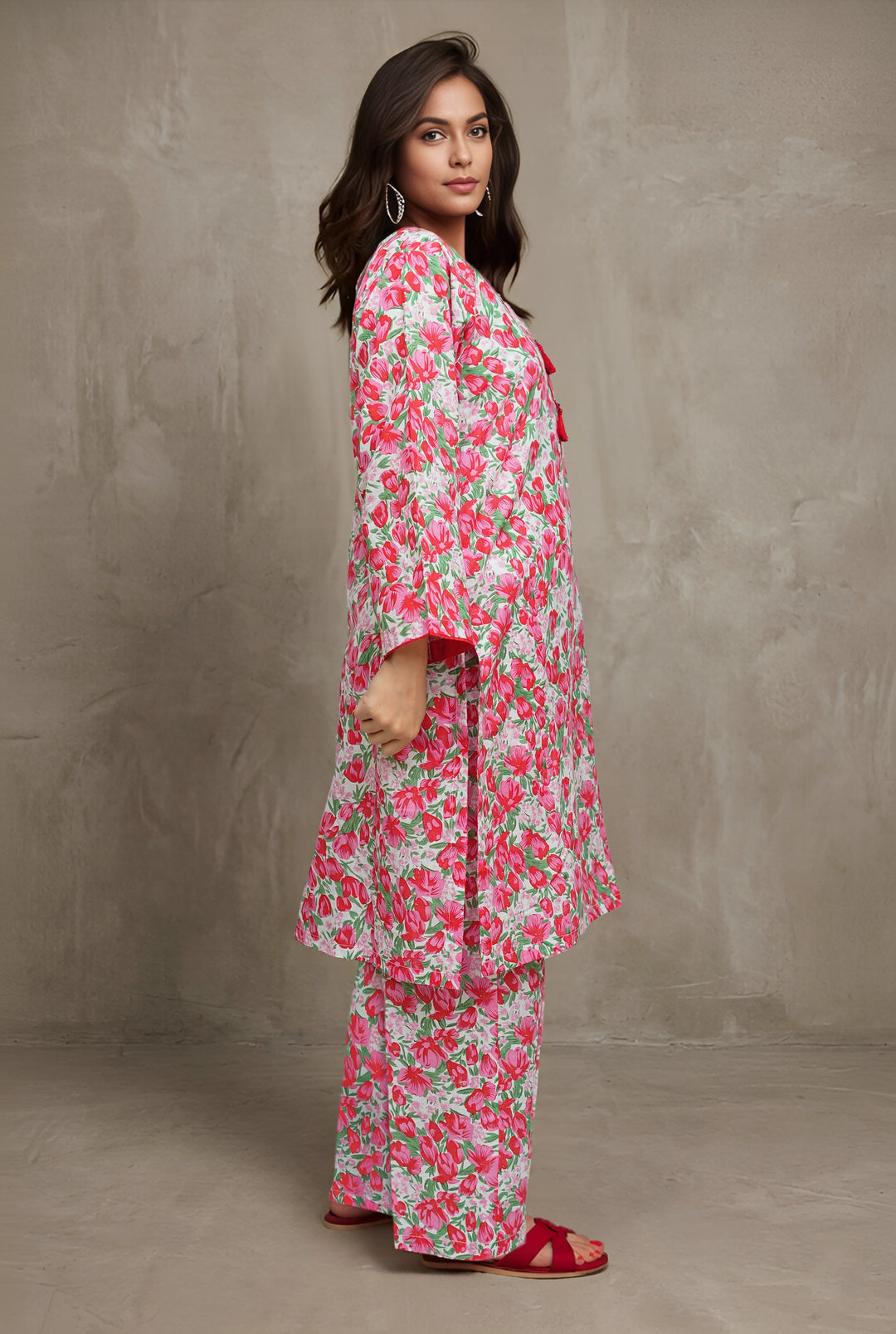 2 PIECE LAWN COTTON SUIT